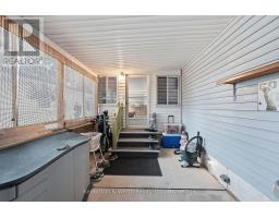 90 FAIRVIEW CRESCENT - 28