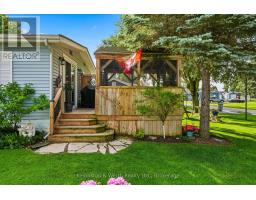 90 FAIRVIEW CRESCENT - 30