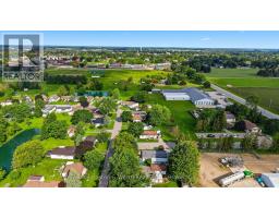 90 FAIRVIEW CRESCENT - 36