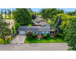90 FAIRVIEW CRESCENT - 38