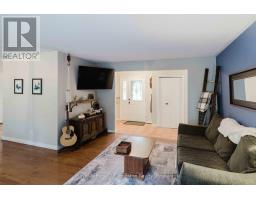 217 ALBERT STREET - 5