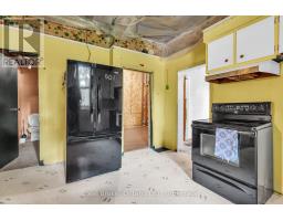 349 MAIN STREET S - 15
