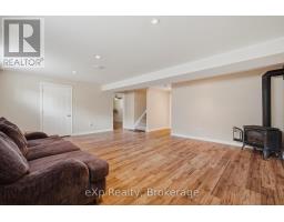 180 RUBY S CRESCENT - 19