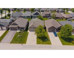 180 RUBY S CRESCENT - 29
