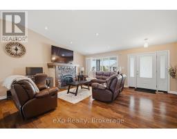 180 RUBY S CRESCENT - 4