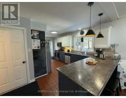 320 SUMMIT DRIVE - 14