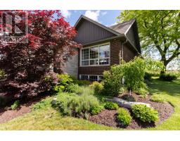 115 KENNEDY ROAD - 3