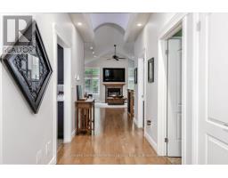46 TRILLIUM CRESCENT - 11