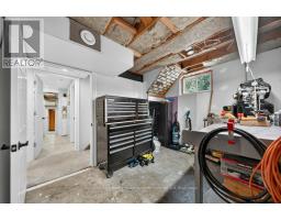 39 CEDAR STREET - 42