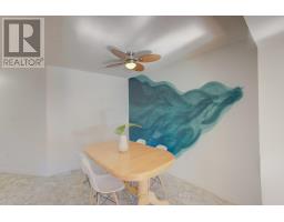 237 HURON STREET S - 14
