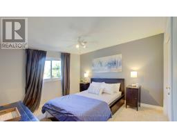 237 HURON STREET S - 23