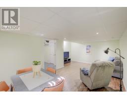 237 HURON STREET S - 31