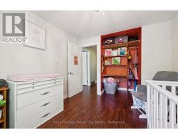 229 ROSS AVENUE - 23