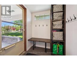 229 ROSS AVENUE - 7