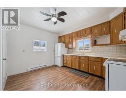 8 WEST STREET - 12