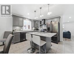 37 LAKE BREEZE DRIVE - 13