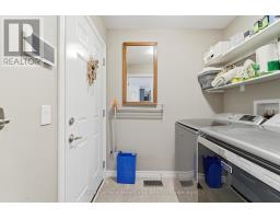 37 LAKE BREEZE DRIVE - 18