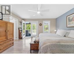 37 LAKE BREEZE DRIVE - 22