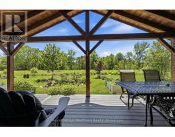 37 LAKE BREEZE DRIVE - 32