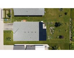 37 LAKE BREEZE DRIVE - 39