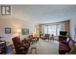 290 WALTON STREET - 11
