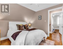 56 WINSTON CRESCENT - 18