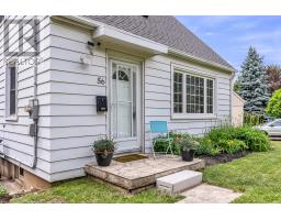56 WINSTON CRESCENT - 3