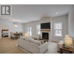 28 - 1182 QUEEN STREET - 7