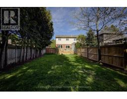 144 KINCARDINE STREET N - 33