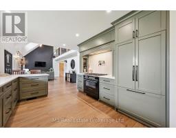8687 WELLINGTON RD 22 - 19