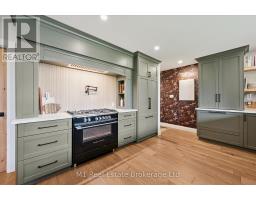8687 WELLINGTON RD 22 - 20