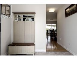 7 HILLSIDE COURT - 10