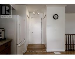 7 HILLSIDE COURT - 16