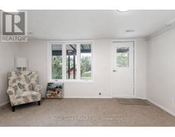 7 HILLSIDE COURT - 20