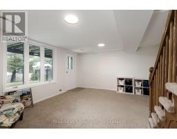 7 HILLSIDE COURT - 22