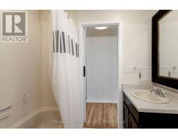 7 HILLSIDE COURT - 25