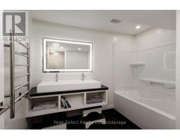 7 HILLSIDE COURT - 32