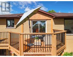 7 HILLSIDE COURT - 40