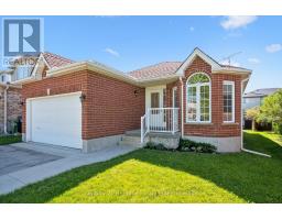 35 SHACKLETON DRIVE - 1