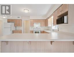 35 SHACKLETON DRIVE - 14