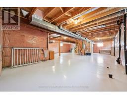 35 SHACKLETON DRIVE - 36