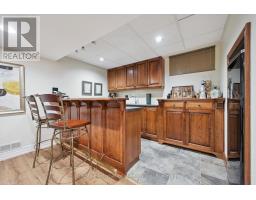 12 OCHS DRIVE - 28