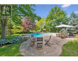 12 OCHS DRIVE - 33
