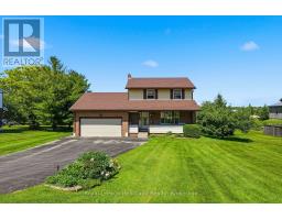 6 BROWN STREET N - 1