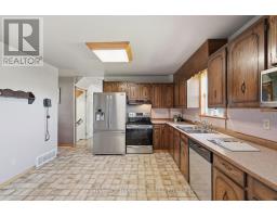 6 BROWN STREET N - 13