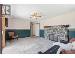 6 BROWN STREET N - 19