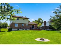 6 BROWN STREET N - 36