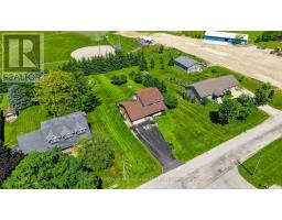 6 BROWN STREET N - 42