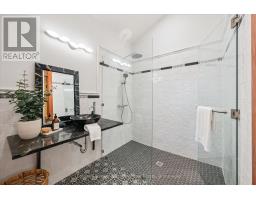 53 HILLCREST DRIVE - 20