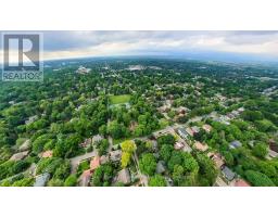 53 HILLCREST DRIVE - 44